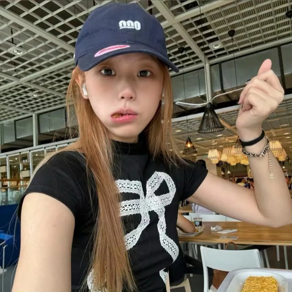 卡罗琳在午夜